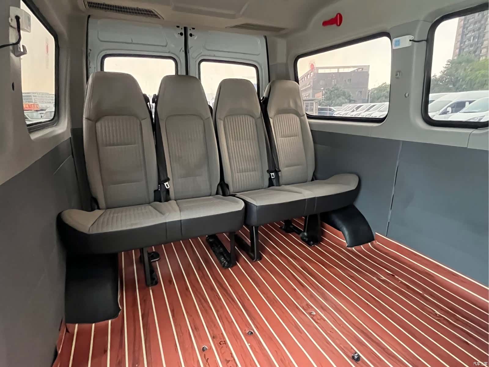 Maxus V80, 2024 11
