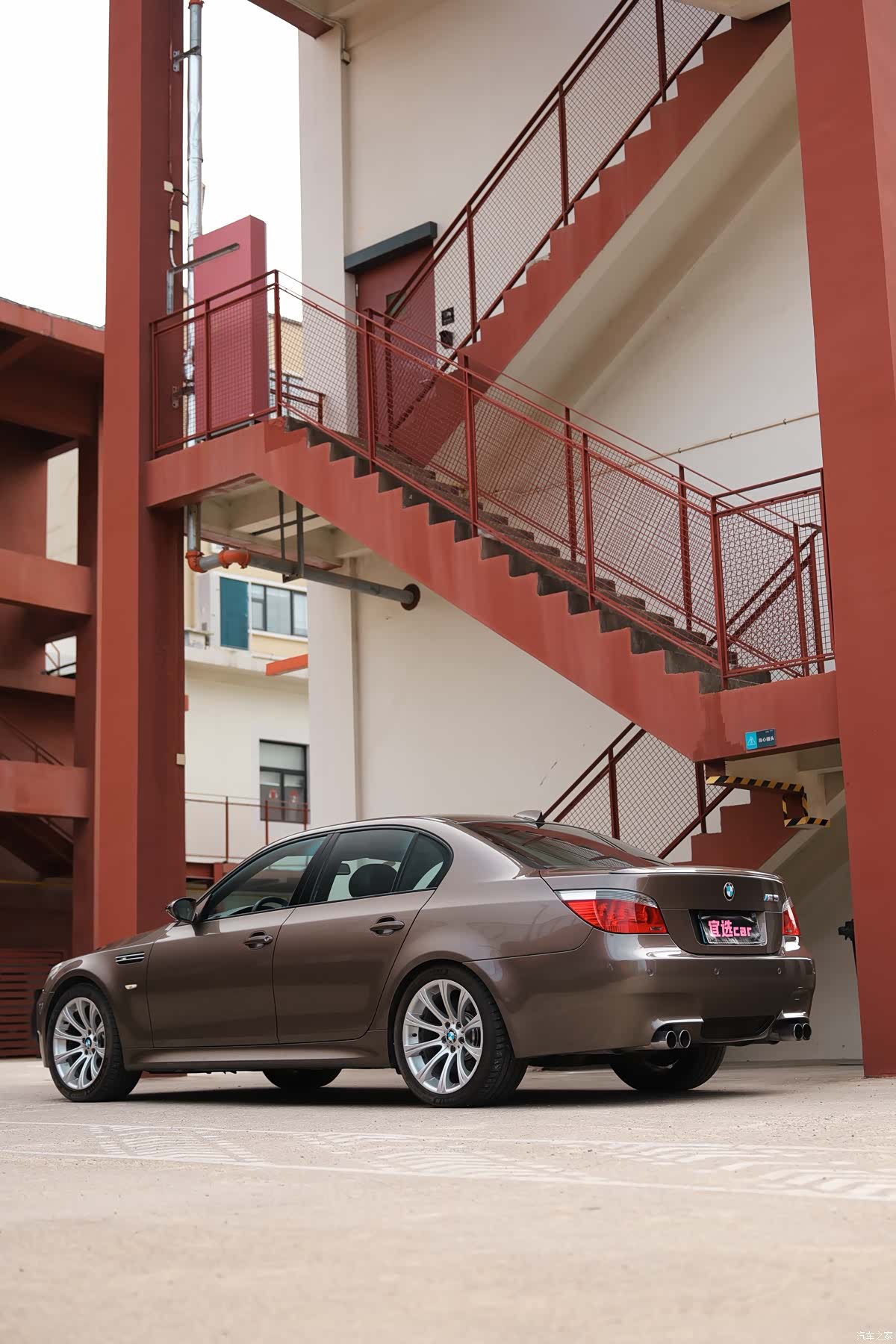 BMW M5, 2006 4