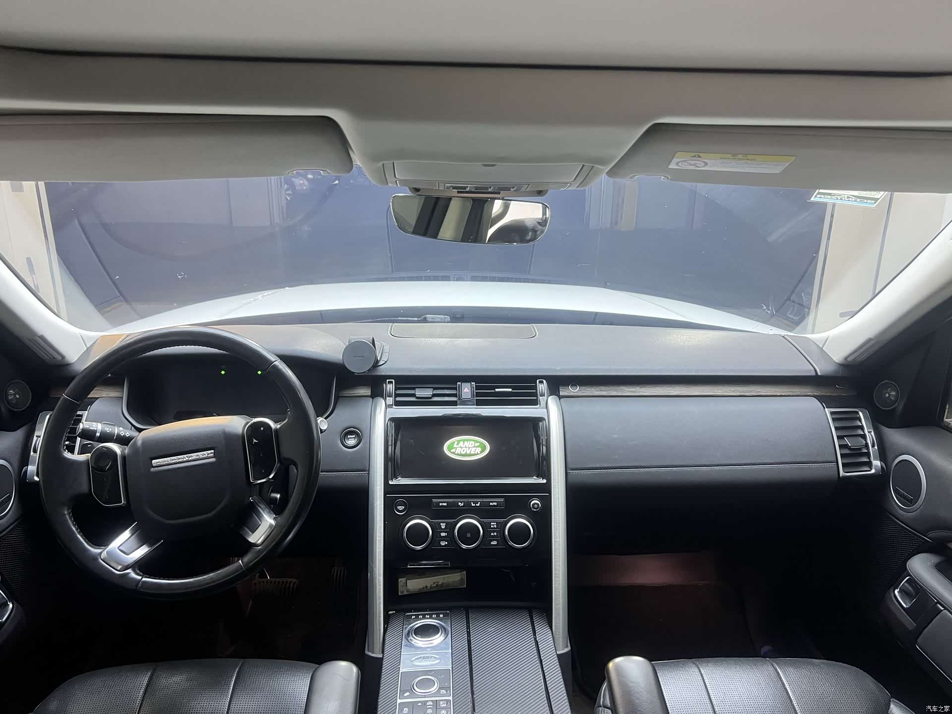 Land Rover Discovery, 2018 4