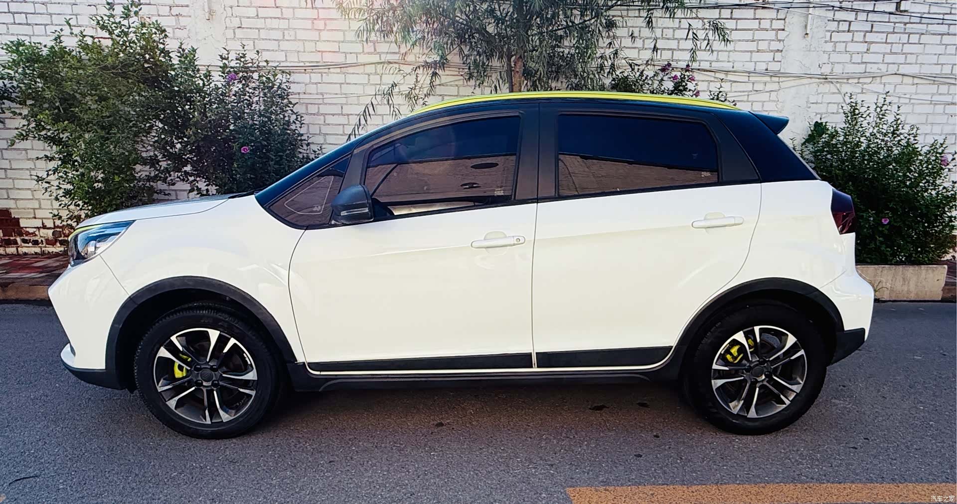 Geely EX3, 2022 3