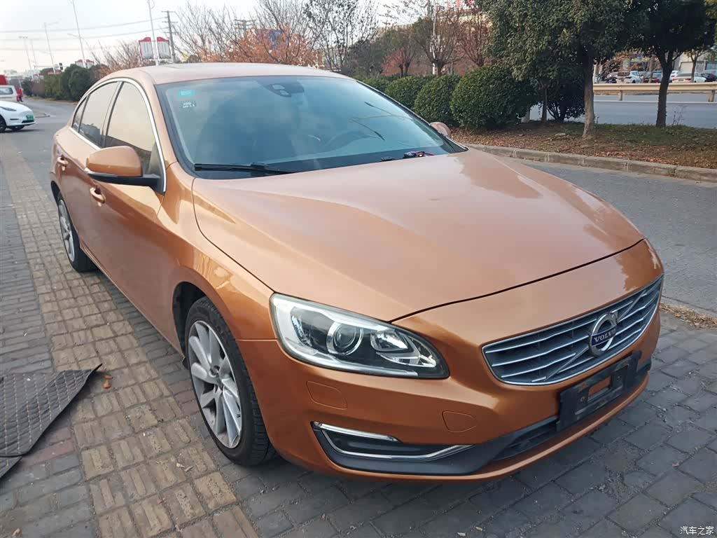 Volvo S60, 2014 23