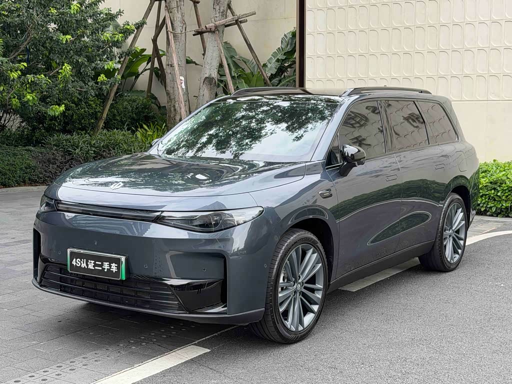 Leapmotor C16