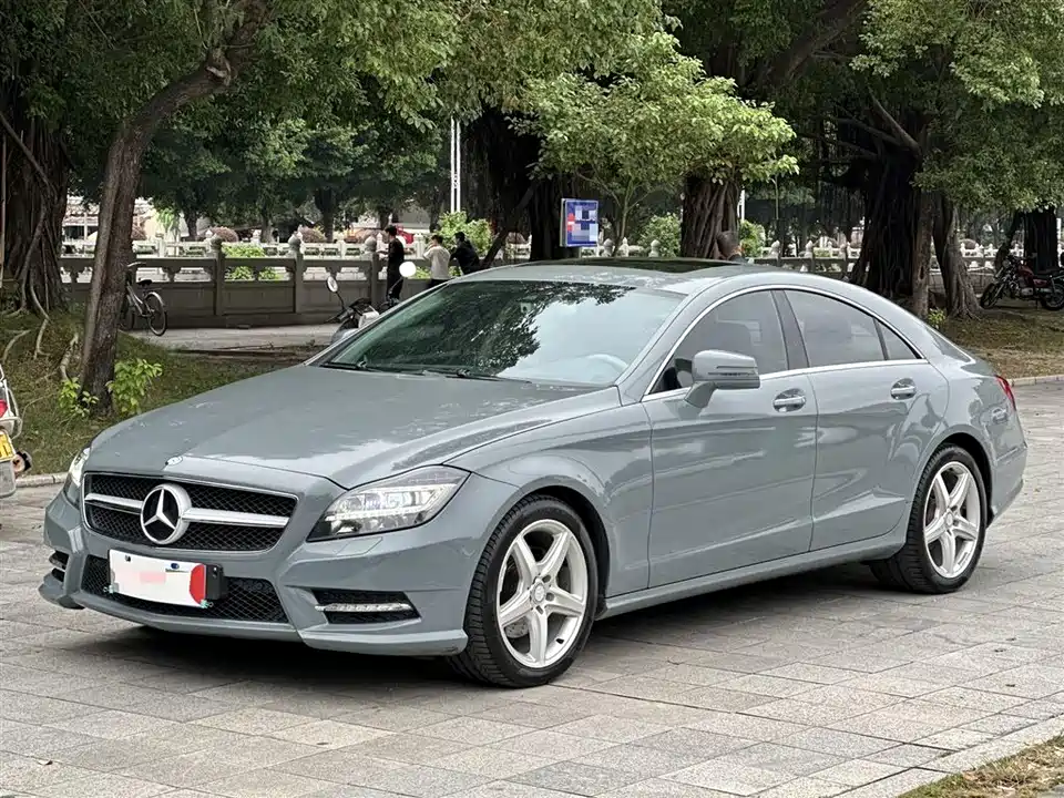 Mercedes-Benz CLS