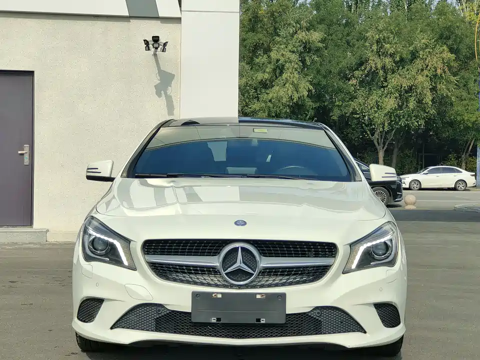 Mercedes-Benz CLA