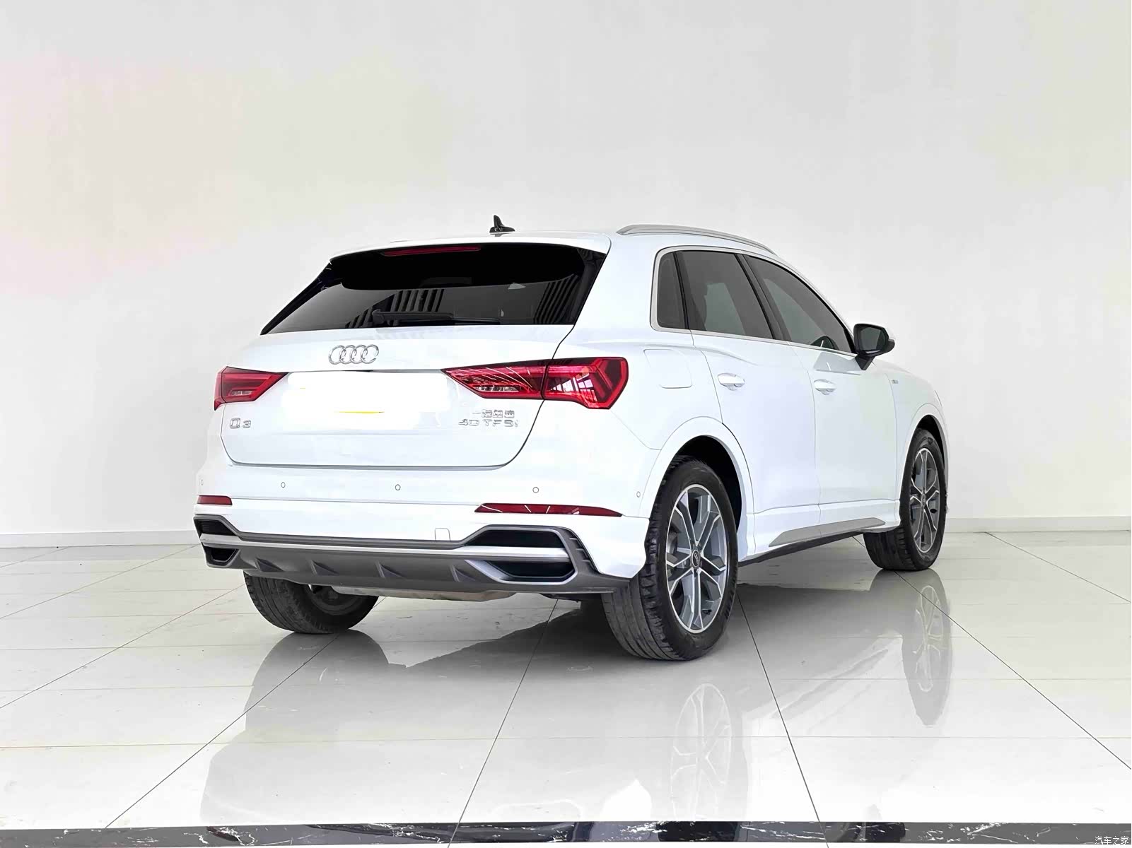 Audi Q3, 2022 2