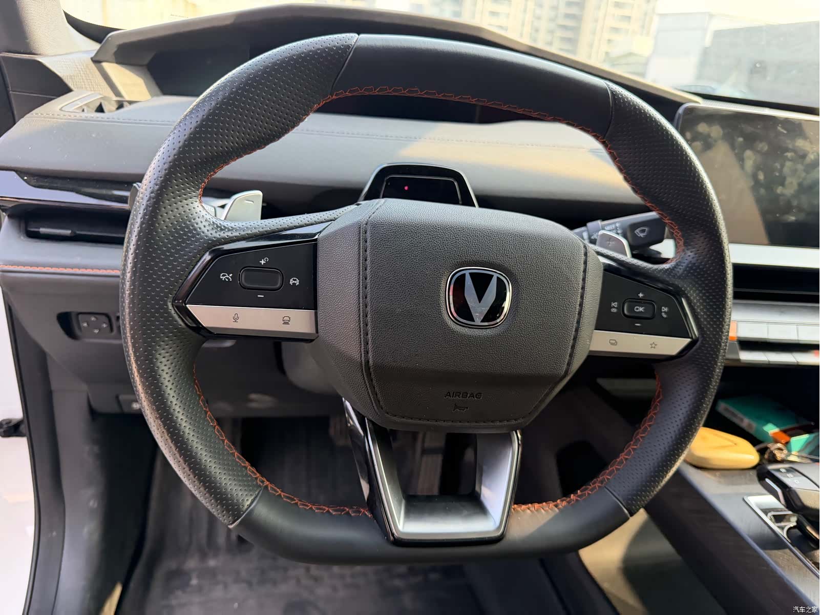 Changan UNI-V, 2022 9