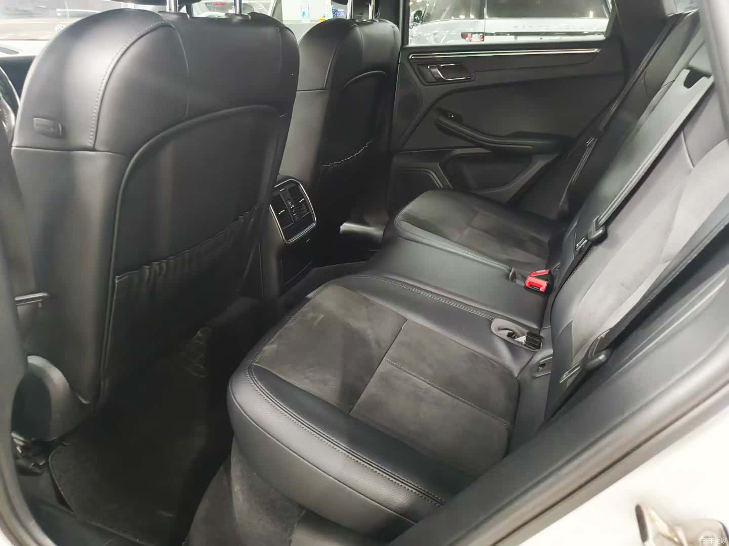Porsche Macan, 2016 11