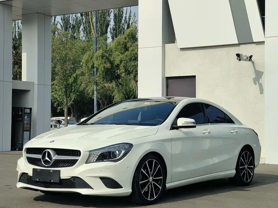 Mercedes-Benz CLA
