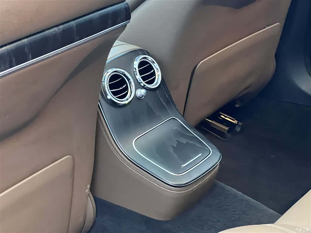 Mercedes-Benz E-Class, 2020 25