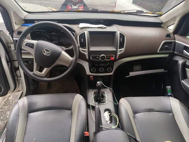 BAIC Huansu H3 2015 1.5L МКПП Комфорт