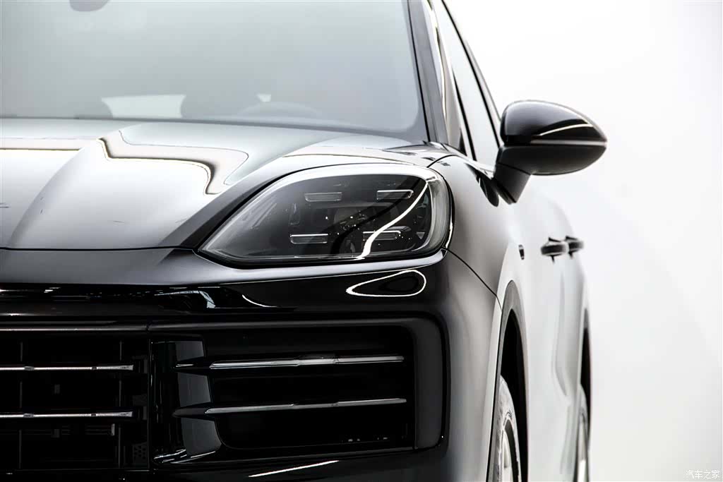 Porsche Cayenne, 2023 10