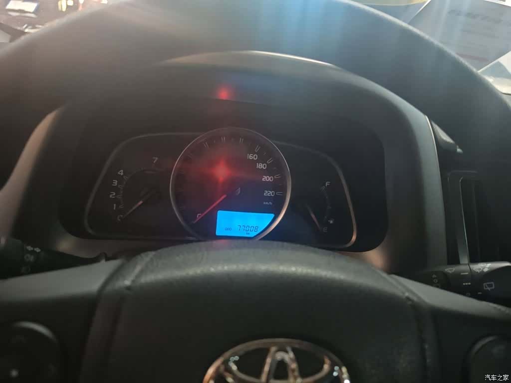 Toyota RAV4, 2016 3