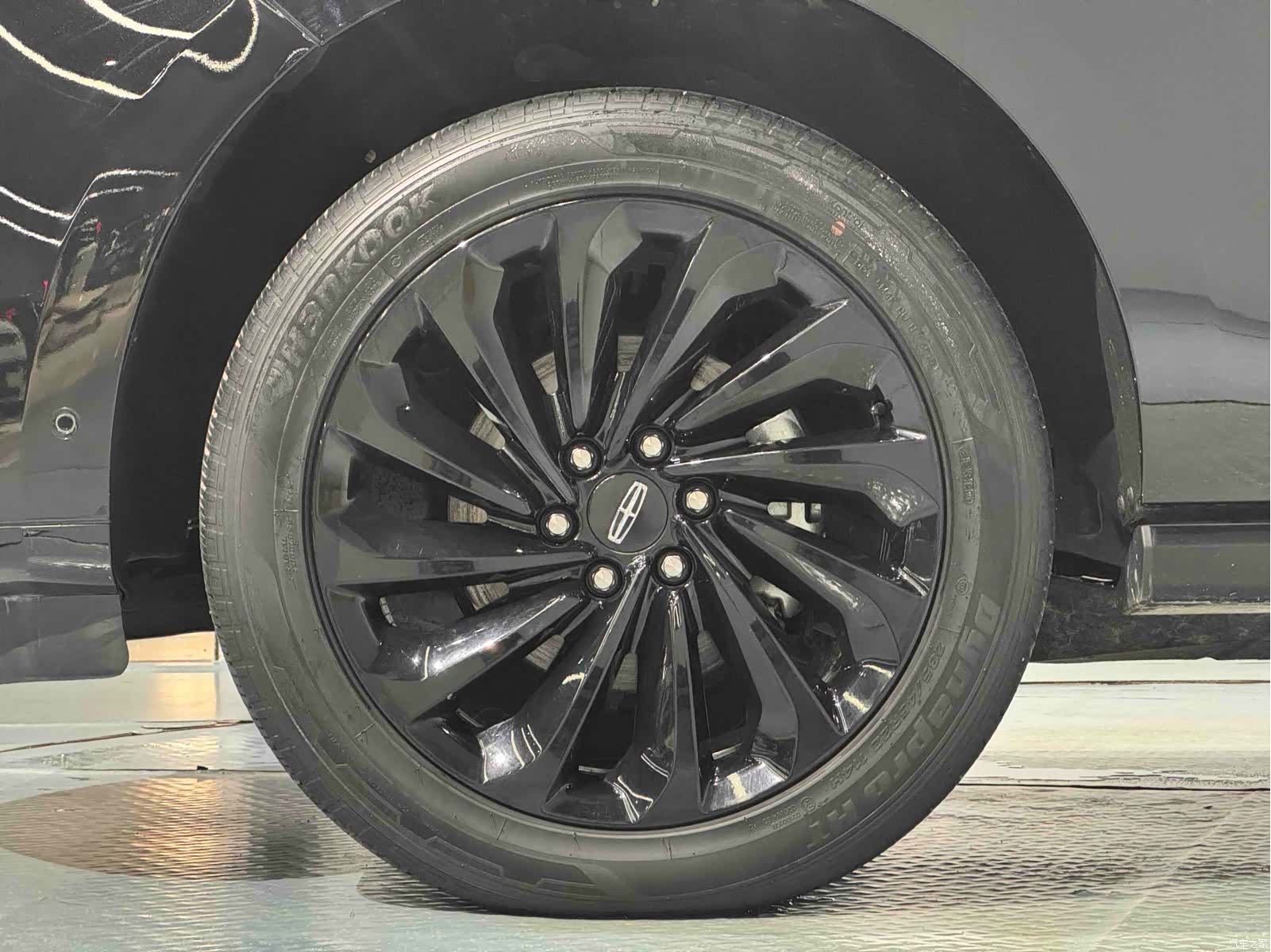 Lincoln Navigator, 2021 19