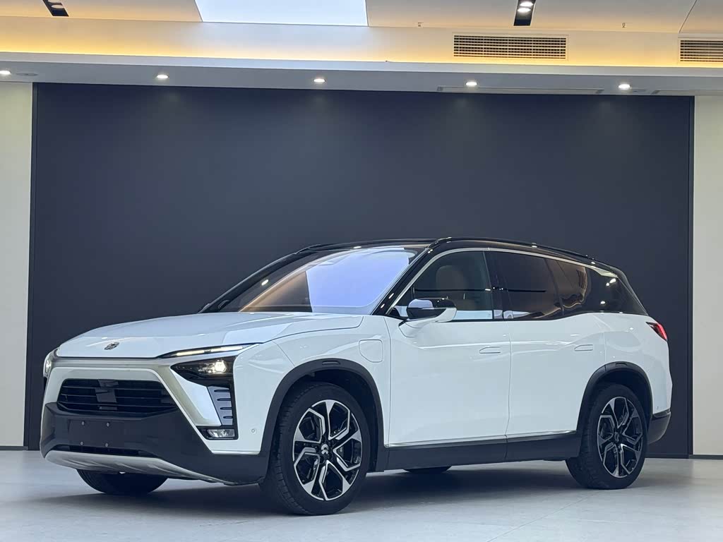 NIO ES8 2020 580KM мест