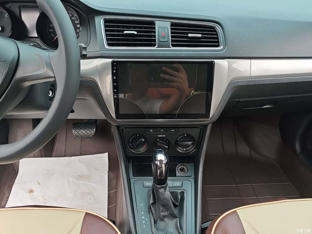 Volkswagen Lavida, 2016 13