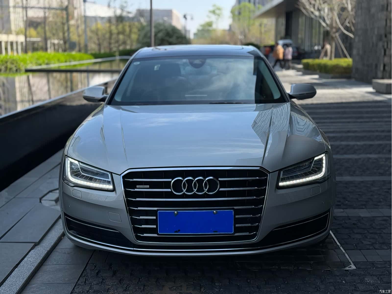 Audi A8L, 2014 4