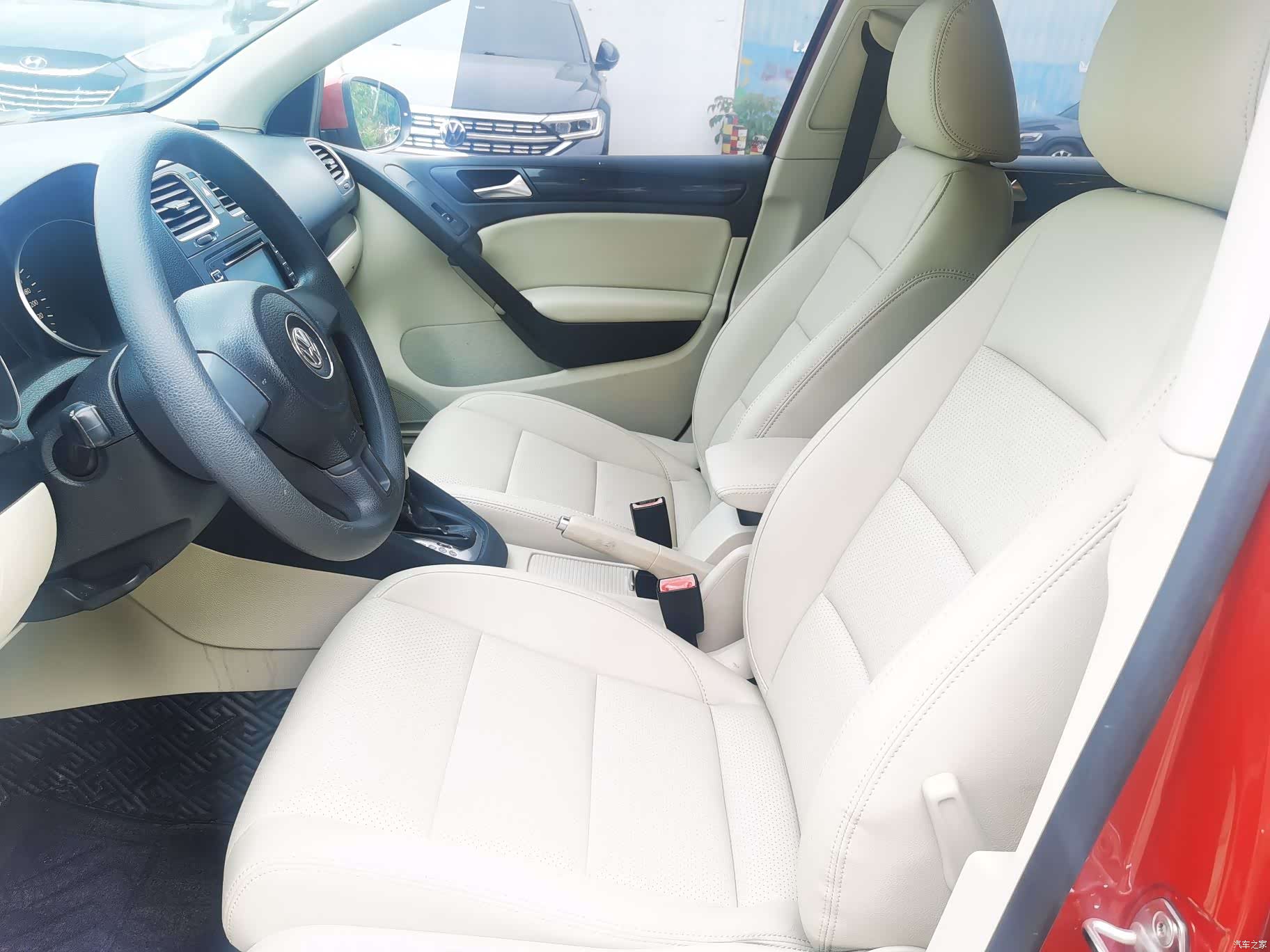 Volkswagen Golf, 2012 7