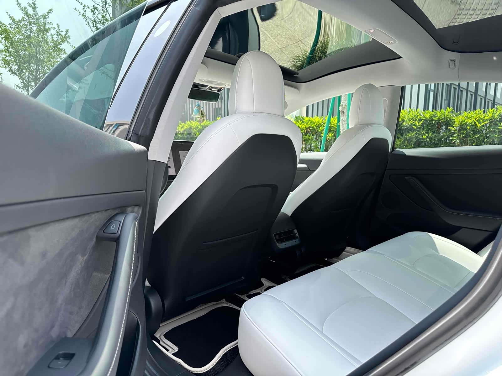 Tesla Model 3, 2020 7