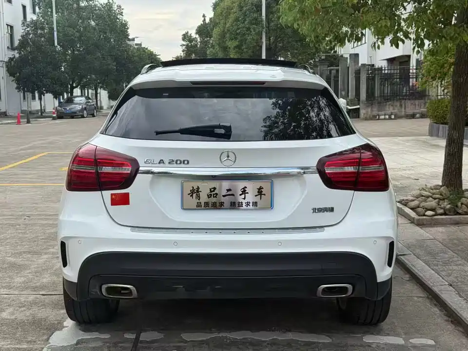 Mercedes-Benz GLA