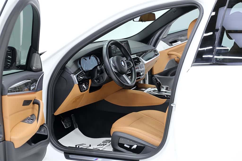 BMW 5 Series, 2018 все фото