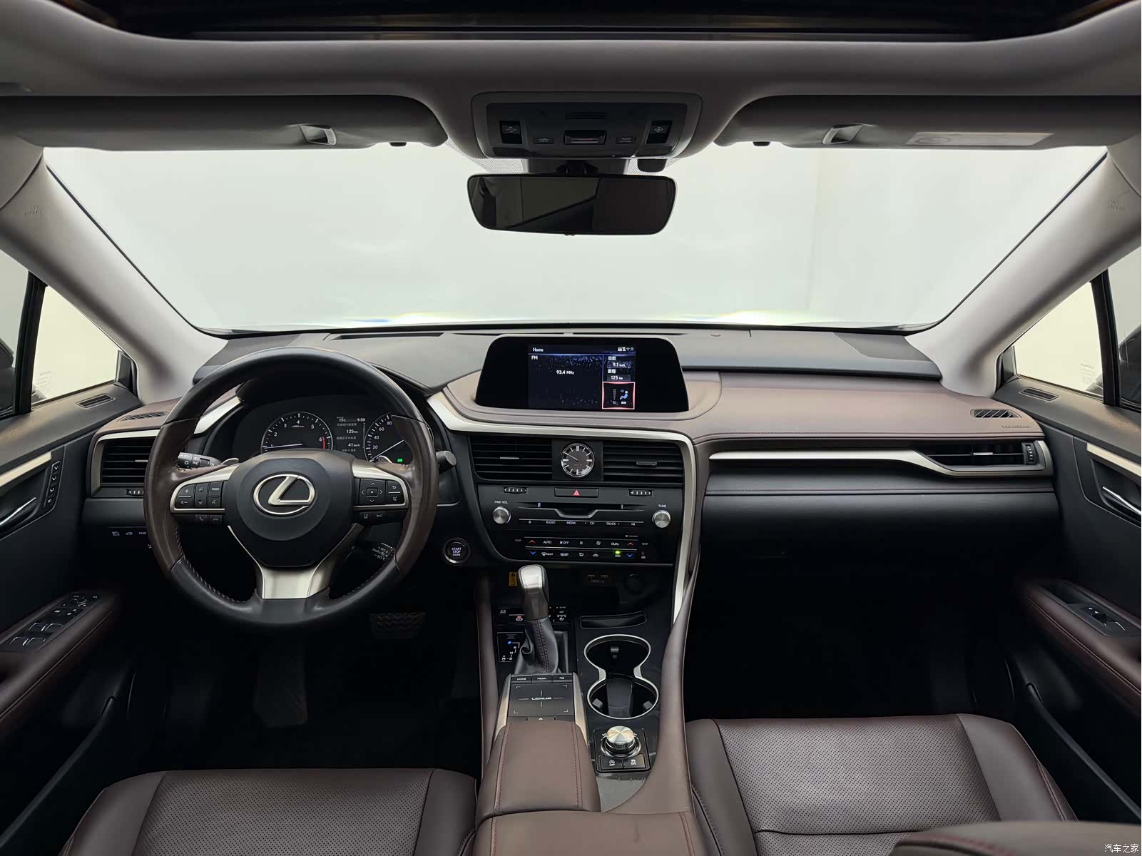 Lexus RX, 2022 13