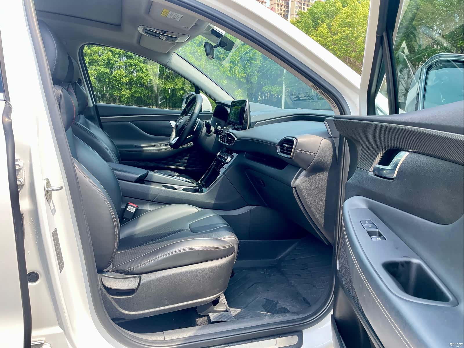 Hyundai Santa Fe, 2019 8