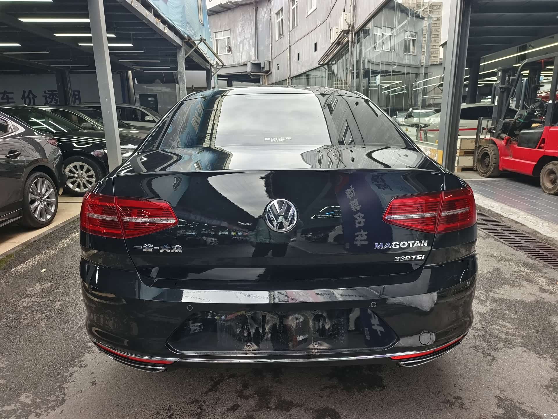 Volkswagen Magotan, 2018 12