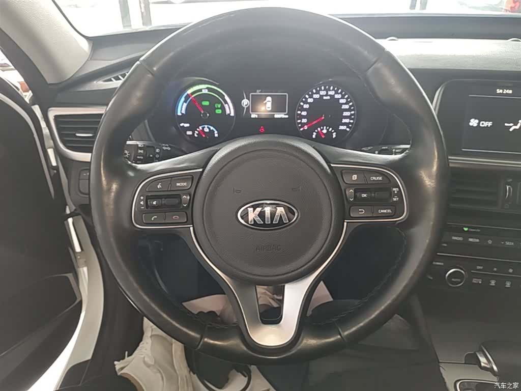 Kia K5, 2020 11