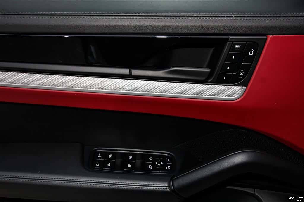 Porsche Cayenne, 2023 34