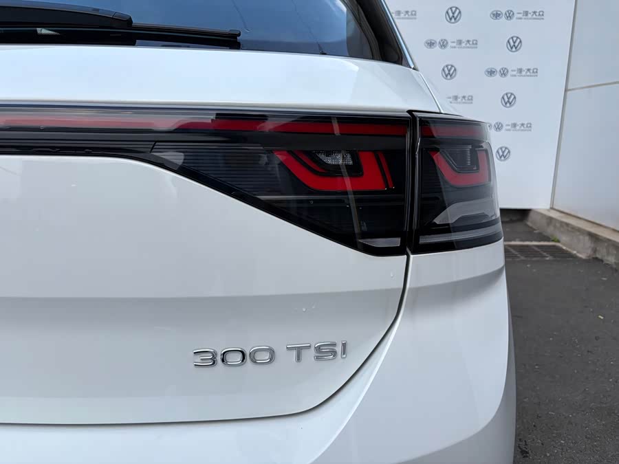 Volkswagen T-ROC 2025, фото 11