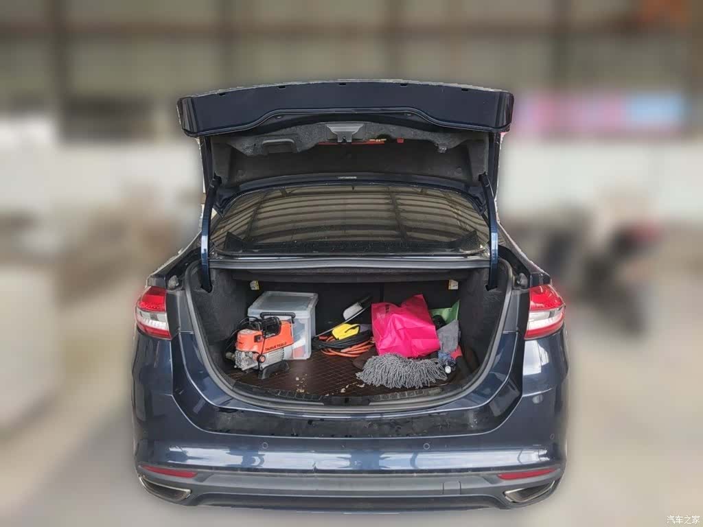 Ford Mondeo, 2017 10