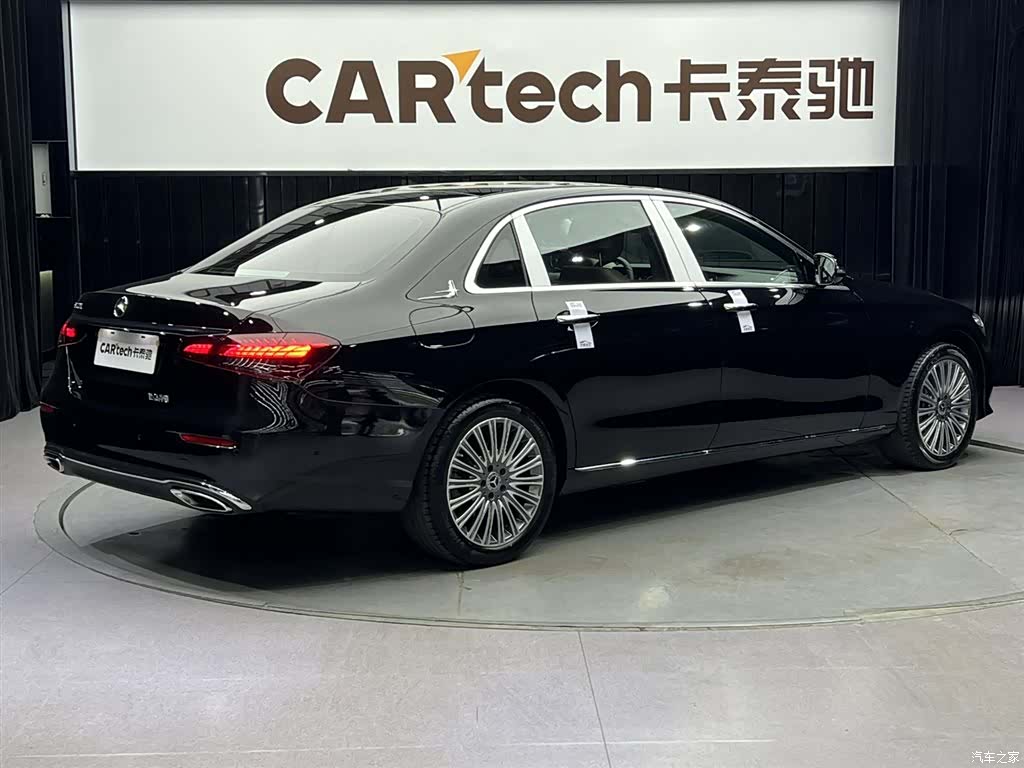 Mercedes-Benz E-Class, 2022 все фото