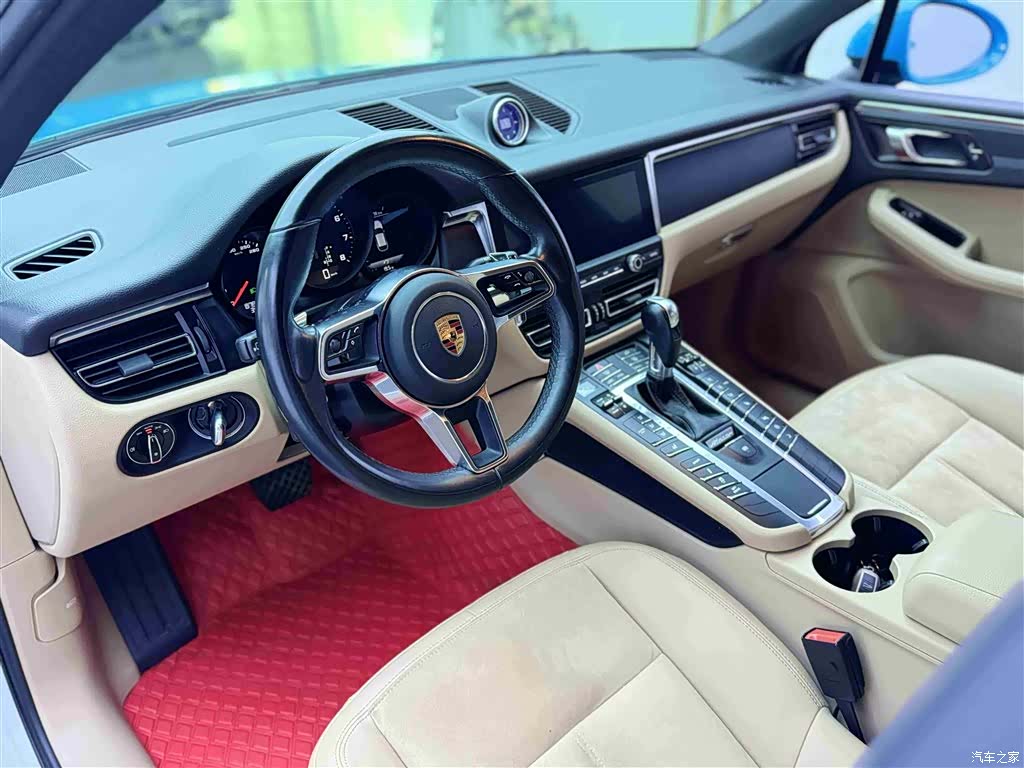 Porsche Macan, 2019 все фото