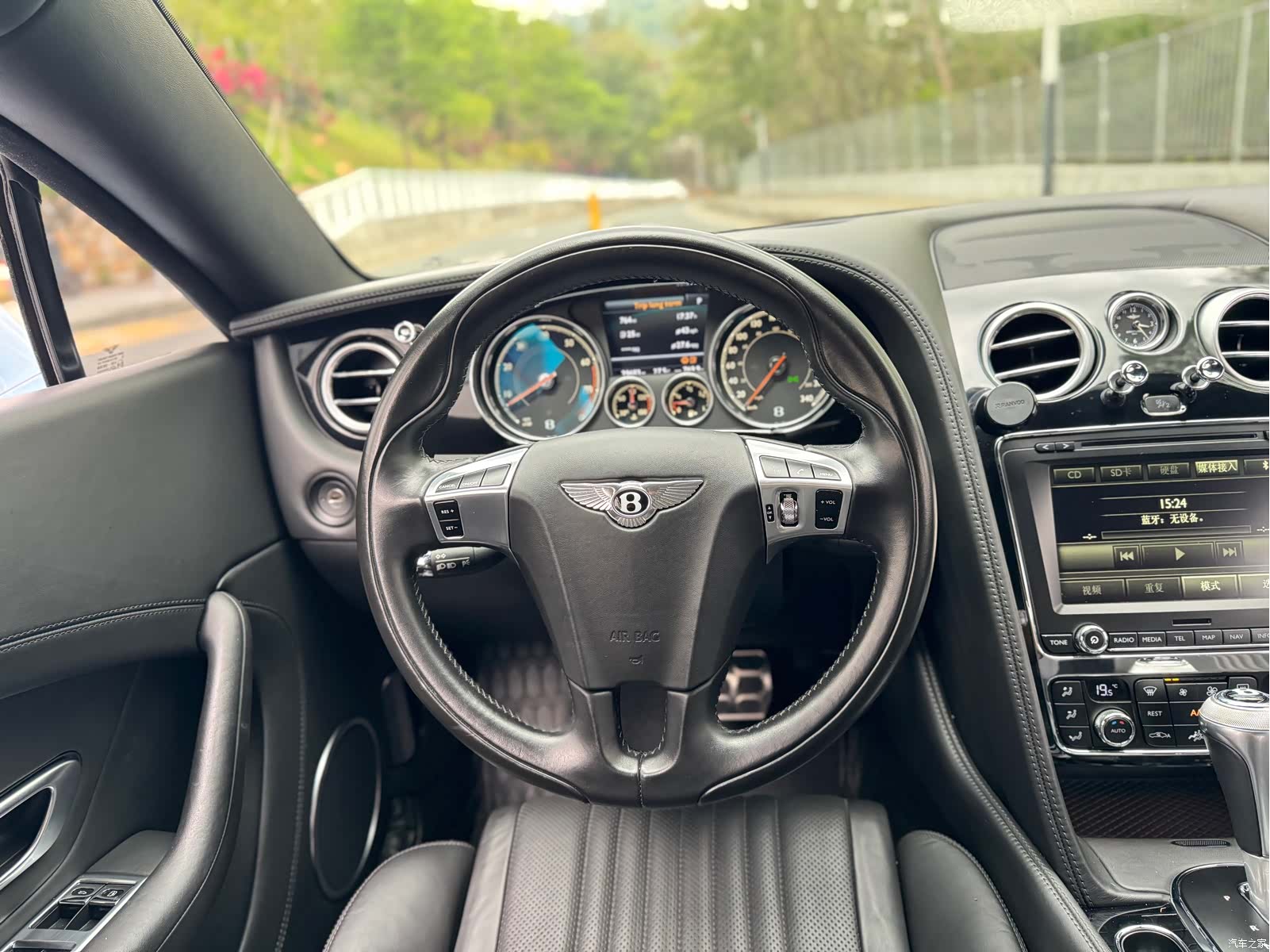 Bentley Continental GT, 2019 15