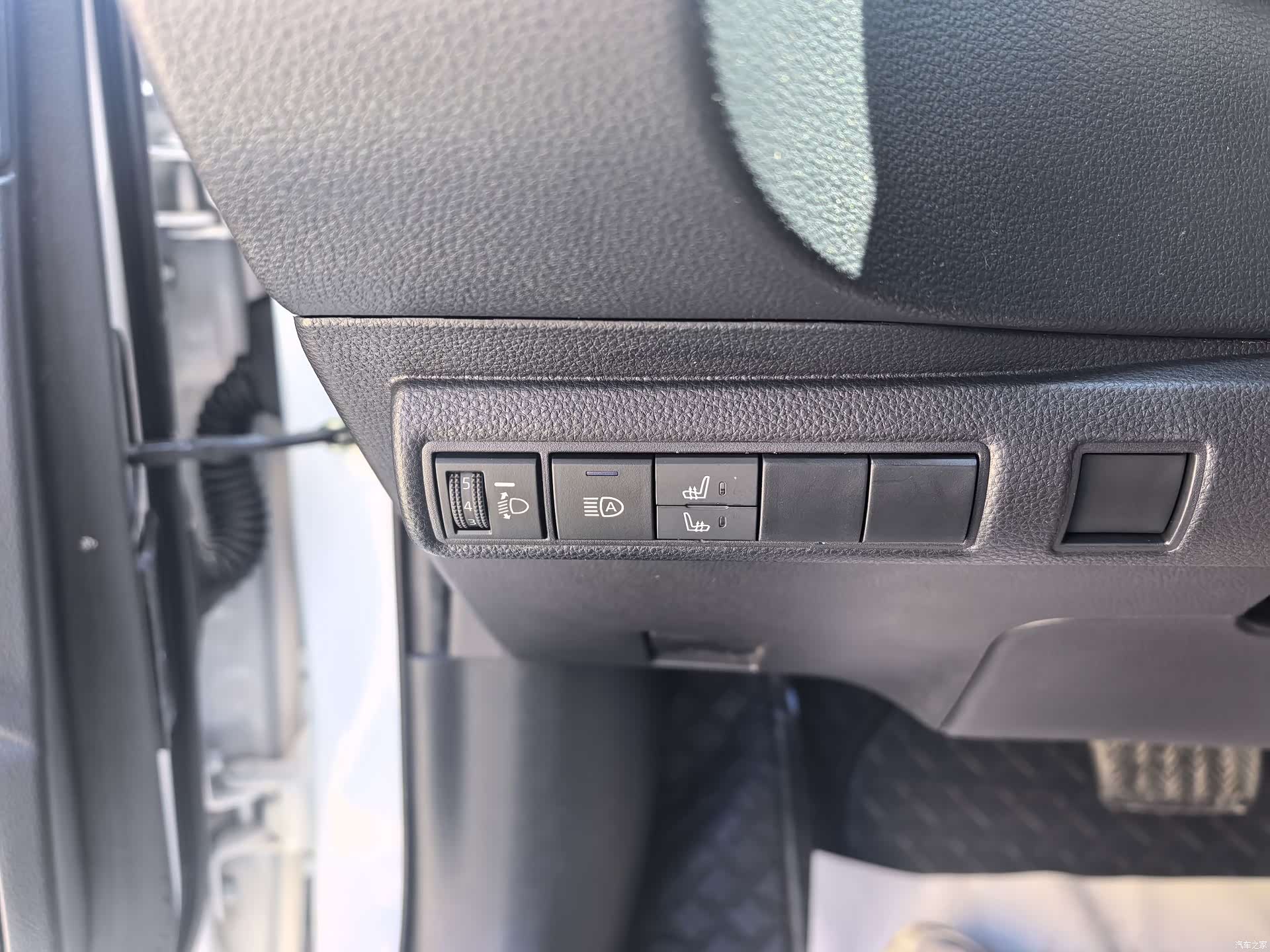 Toyota Corolla, 2023 13