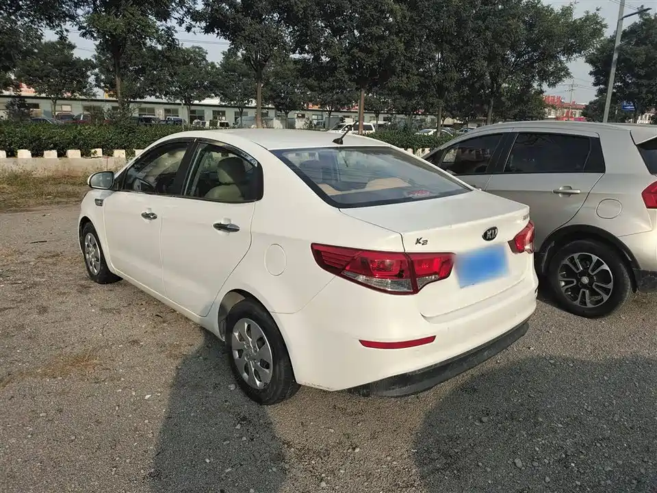 Kia K2