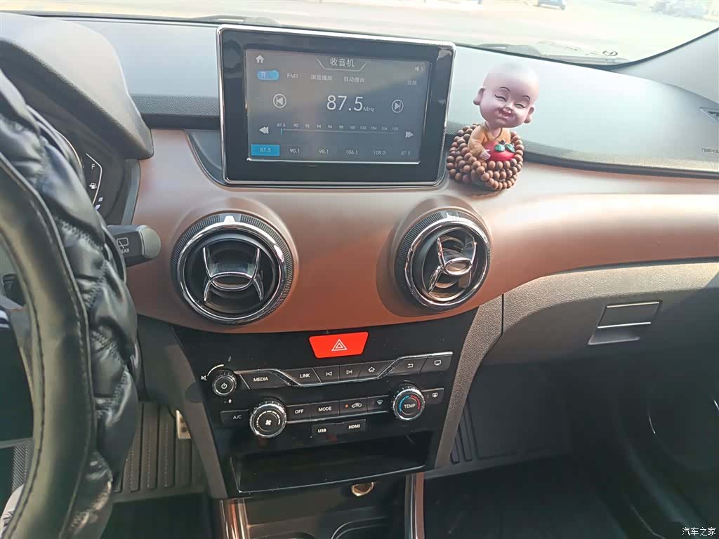 BAIC Q25, 2016 10
