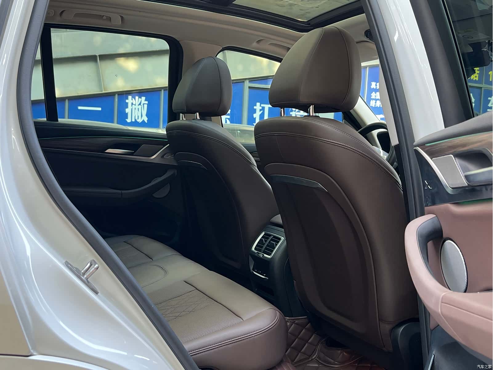 BMW X3, 2022 11