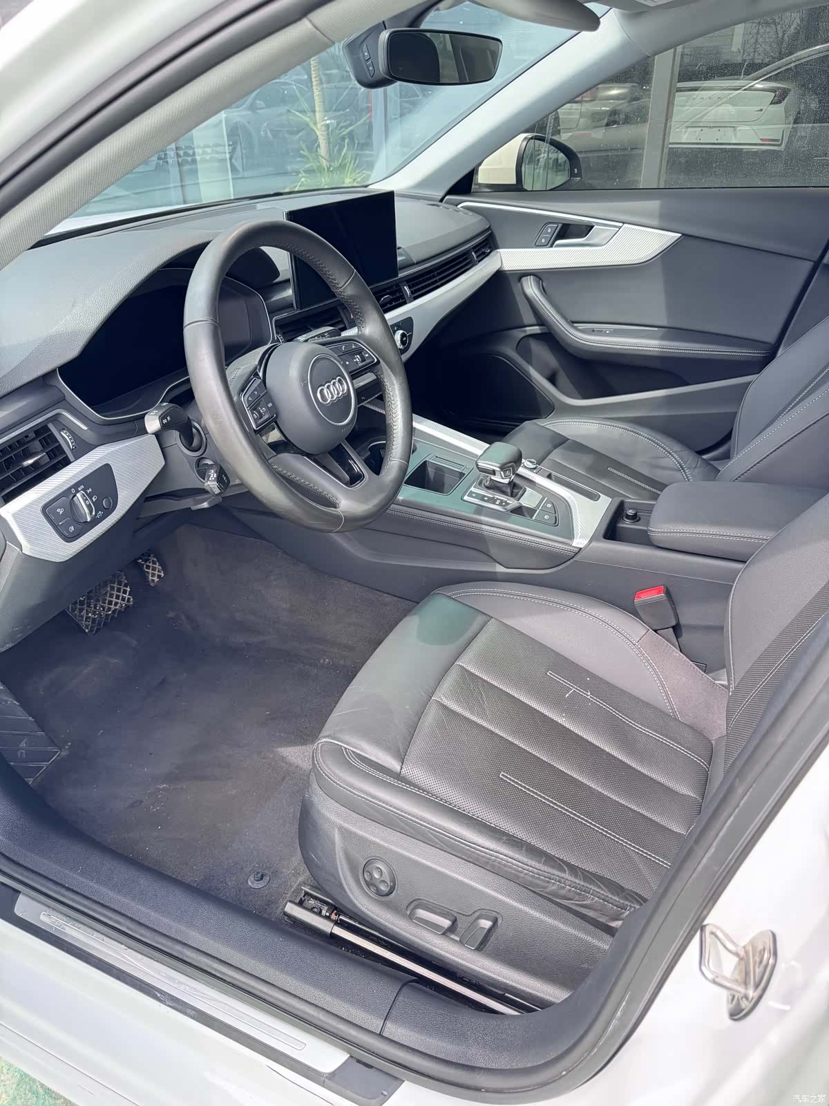 Audi A4L, 2021 9