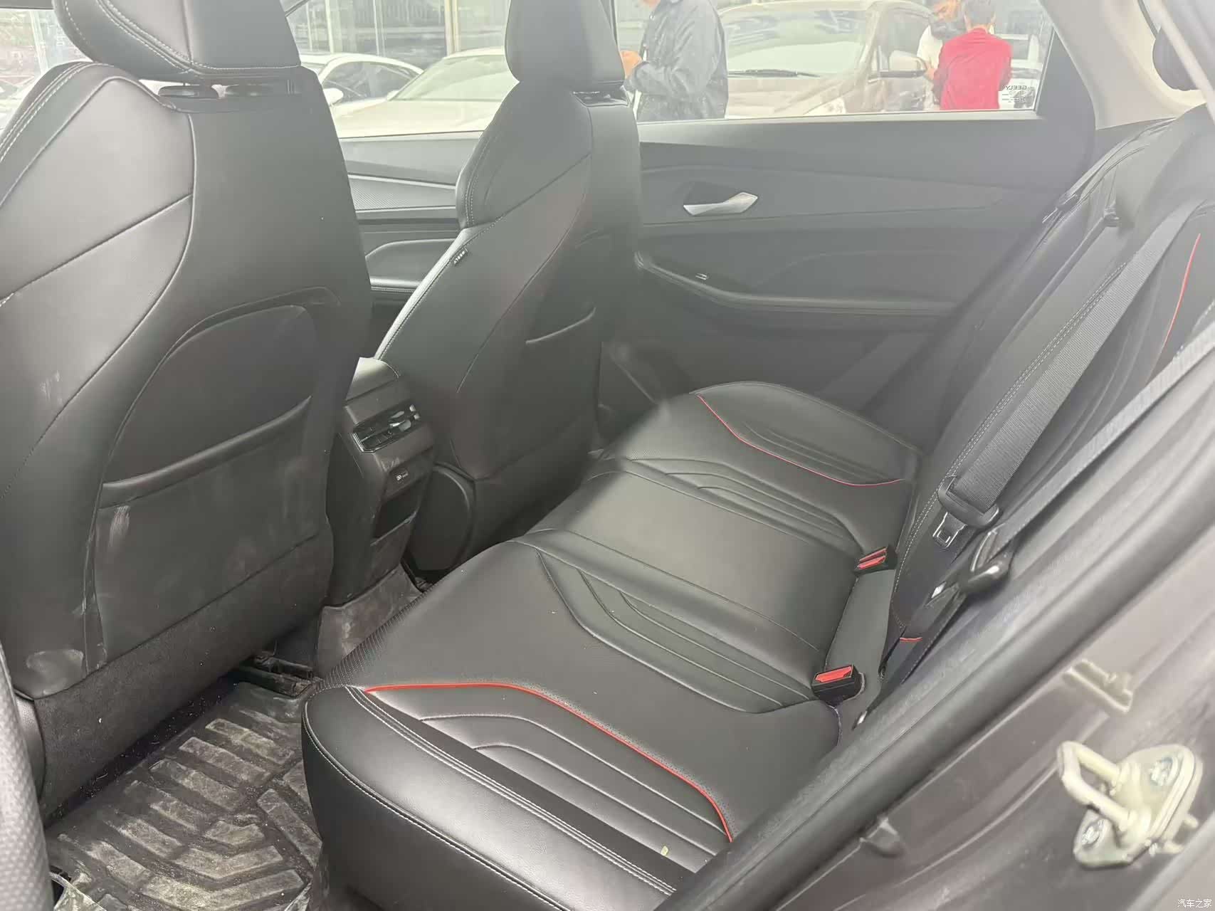 Geely Binray, 2022 6