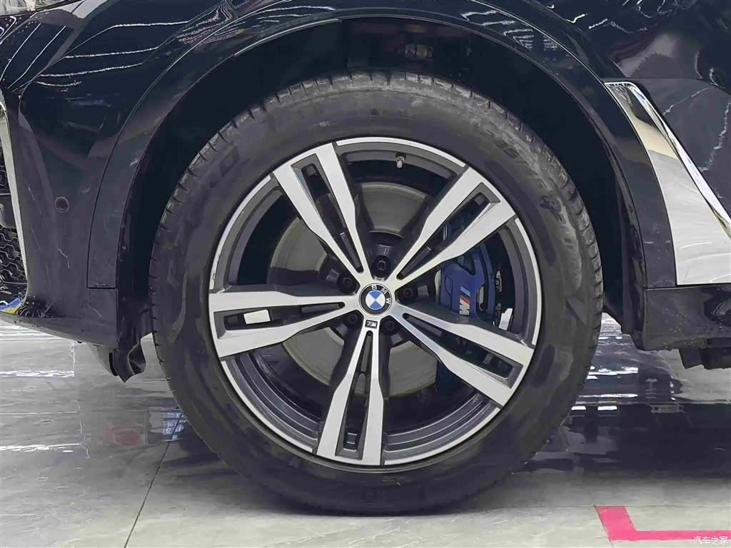 BMW X7, 2021 4