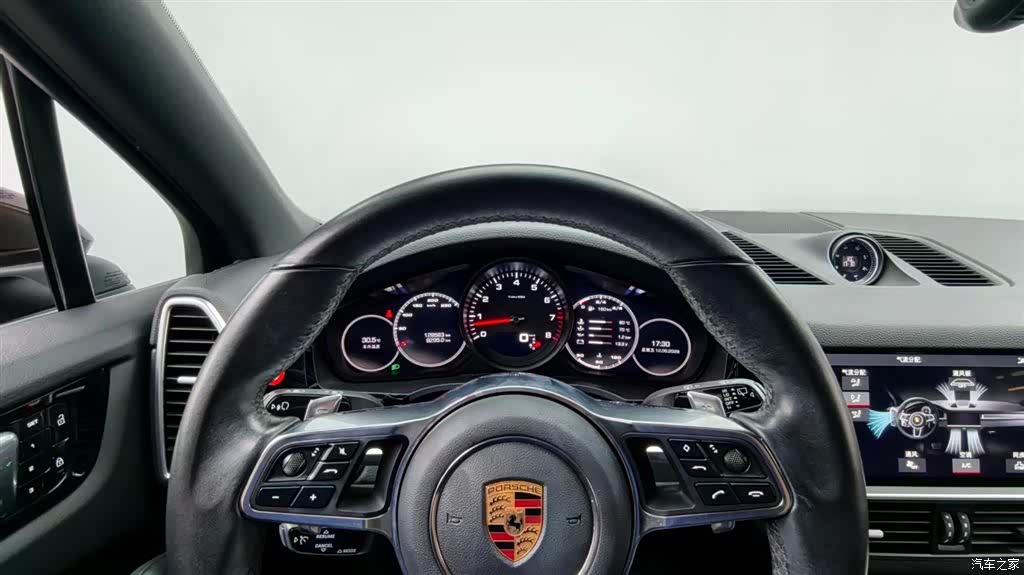 Porsche Cayenne, 2019 11