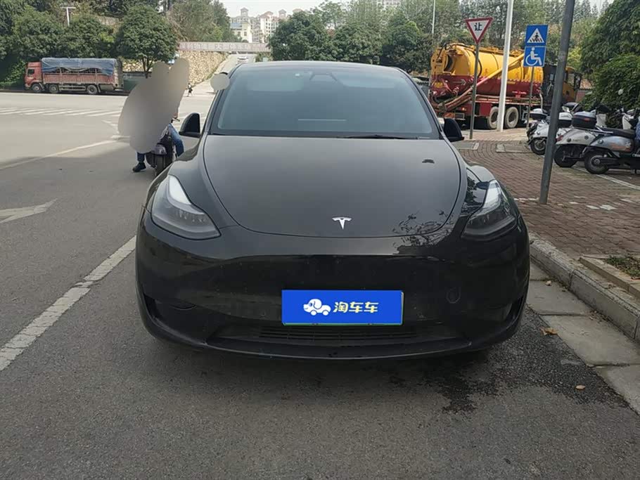 Tesla Model Y Tesla Model Y