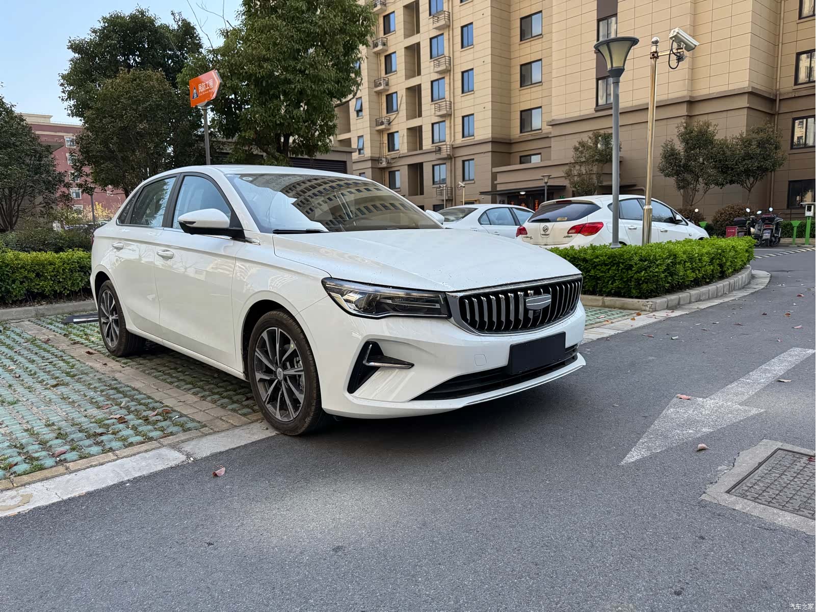 Geely Emgrand, 2025 2