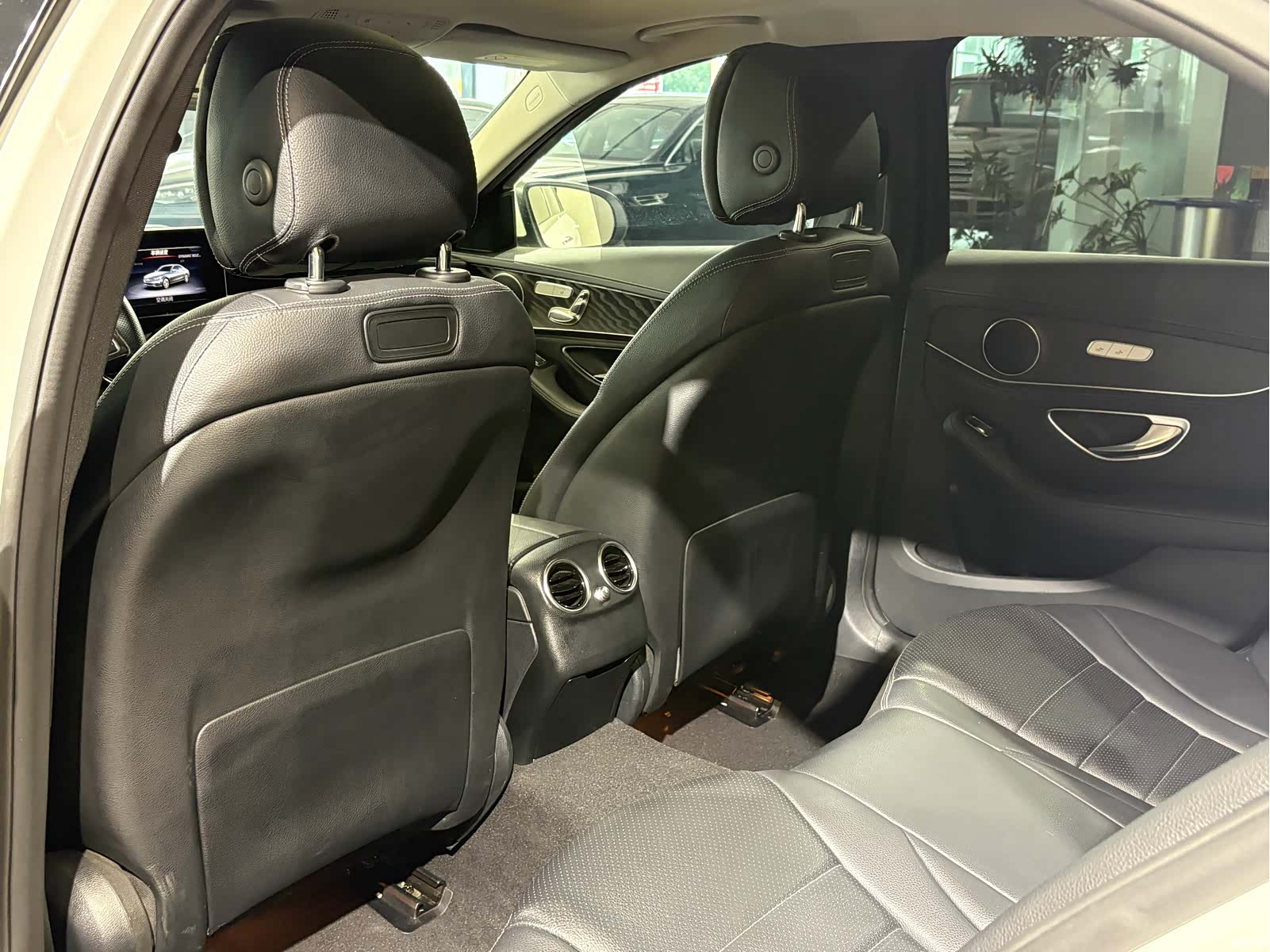 Mercedes-Benz C-Class, 2017 15