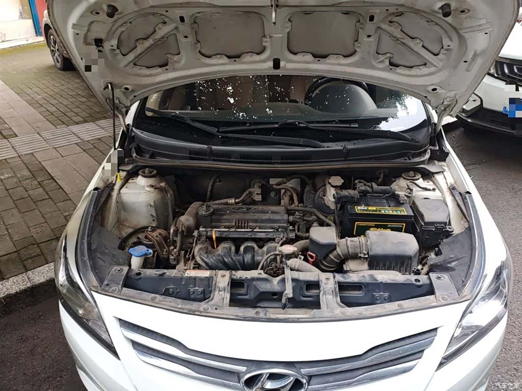 Hyundai GLS, 2017 11