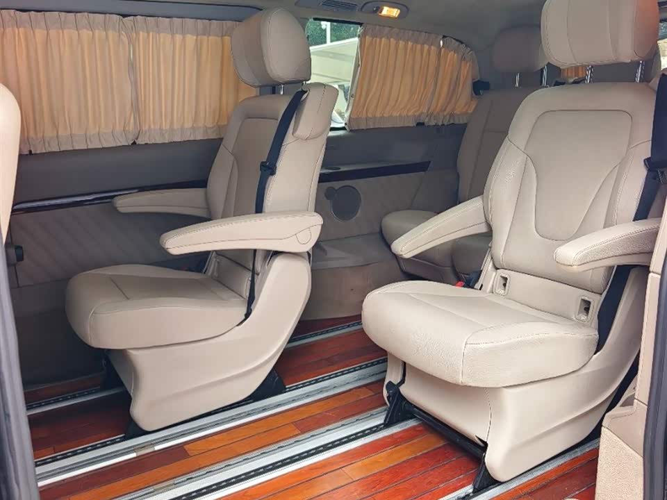 Mercedes-Benz Viano