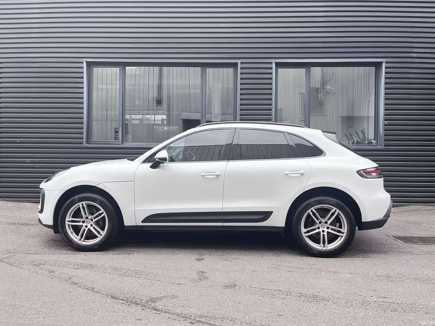 Porsche Macan, 2025 все фото