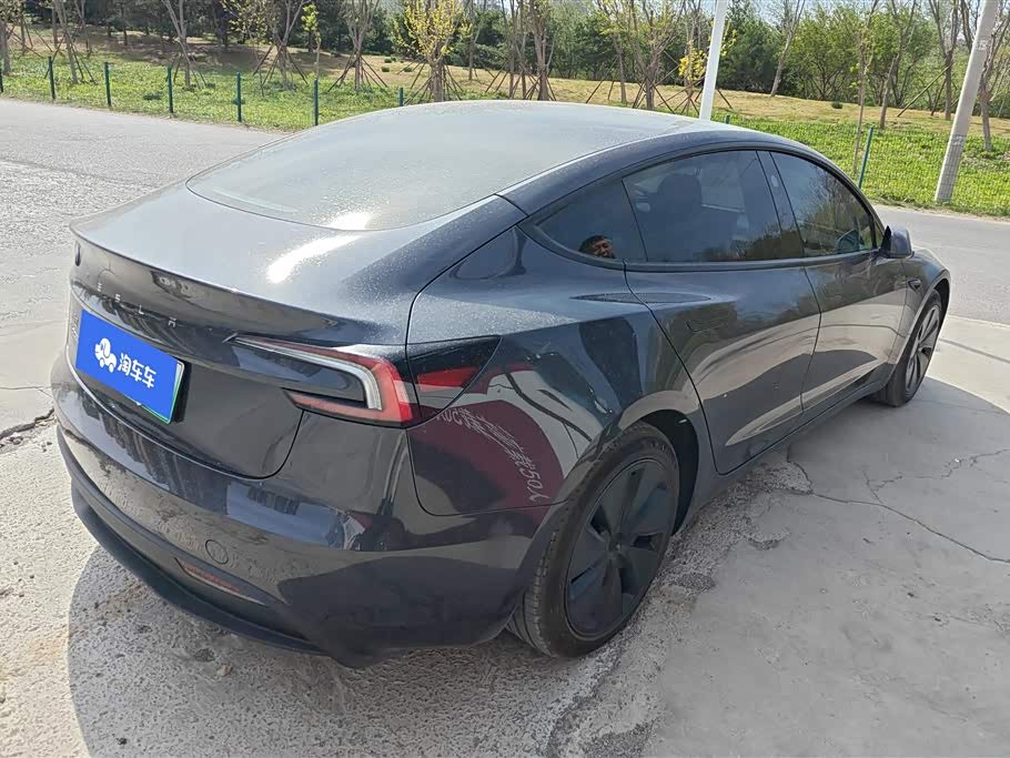 Tesla Model 3 Tesla Model 3