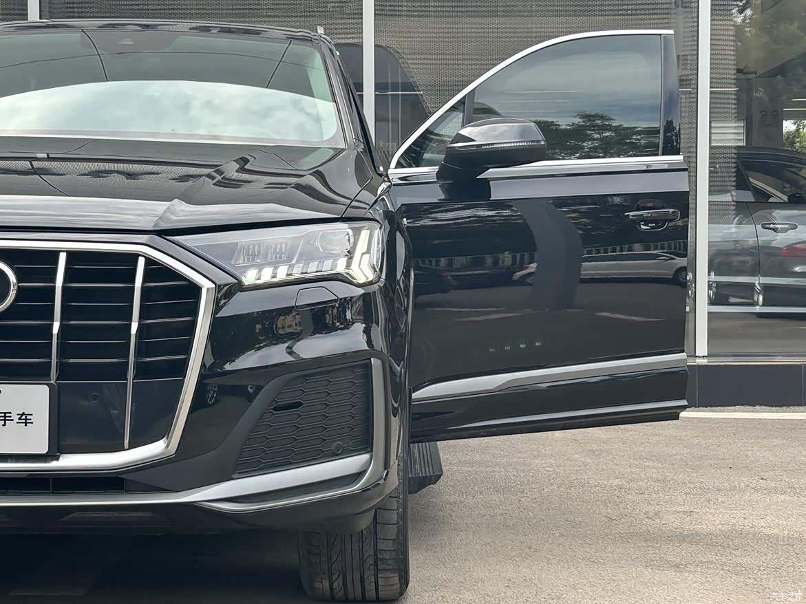 Audi Q7, 2023 9